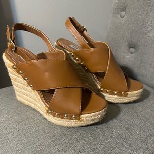 STEVE MADDEN - Brown Wedge Sandals - Worn ONCE